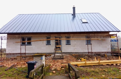 Dodávka a montáž oken, dveří a HS portálu pro novostavbu rodinného domu v Novém Oldřichově