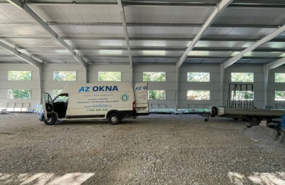 Výroba a montáž plastových oken a dveří - nová hala Obklady Dlažby Poteč s.r.o.