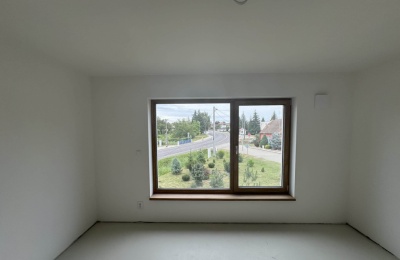 Plastová okna a dveře pro novostavbu bytového domu ve Vlkoši u Kyjova