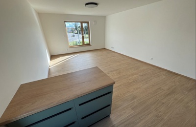 Plastová okna a dveře pro novostavbu bytového domu ve Vlkoši u Kyjova