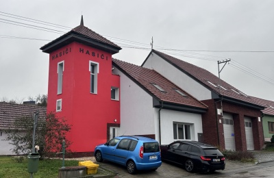 Hasičská zbrojnice Horní Bojanovice – moderní okna a dveře po rekonstrukci