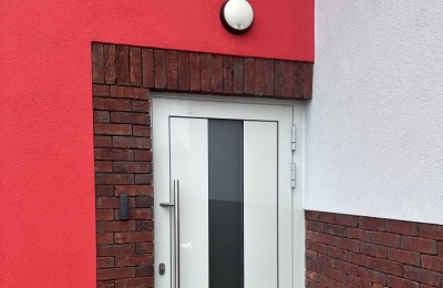 Hasičská zbrojnice Horní Bojanovice – moderní okna a dveře po rekonstrukci