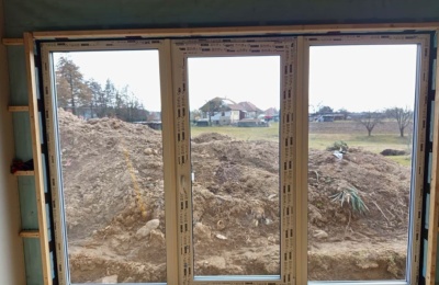 Rodinný dům Zlatkov - dodání a montáž plastových oken a dveří